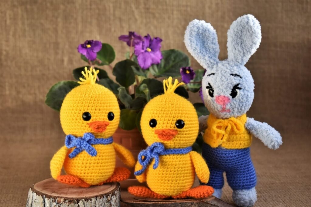 Cute Crochet Frog Pattern (Free Beginner Amigurumi)