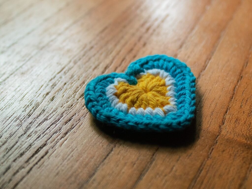 crochet heart pattern