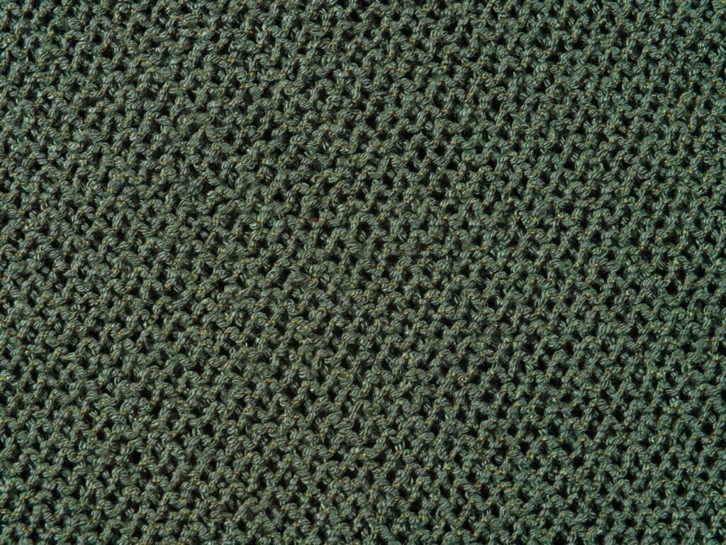 Front Loop vs. Back Loop Crochet (FLO and BLO Explained)