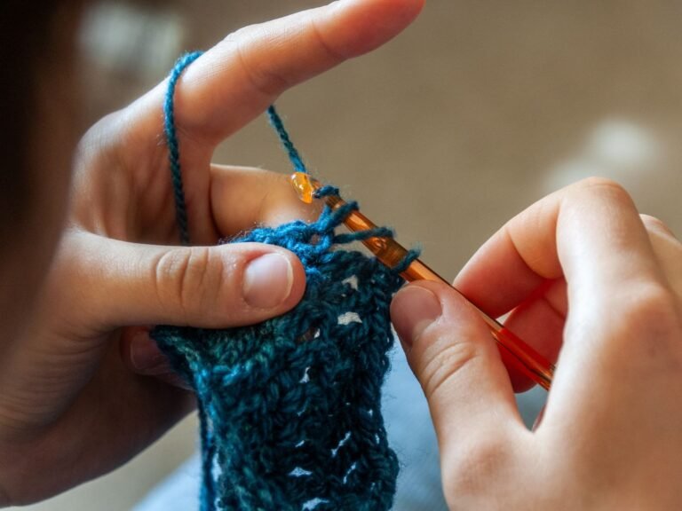 How to Join New Yarn in Crochet (No Knots)