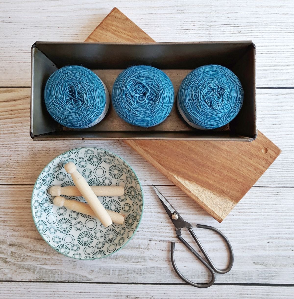 is crochet older than knitting